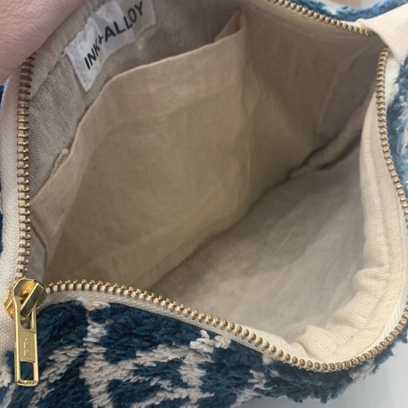 ink and Alloy clutch - Picture 5 of 6